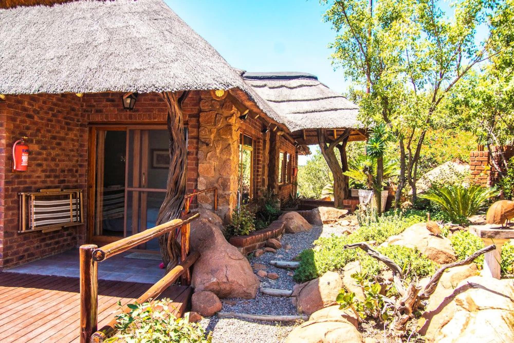 Mabalingwe Uzuri Lodge Bela-Bela Exterior photo