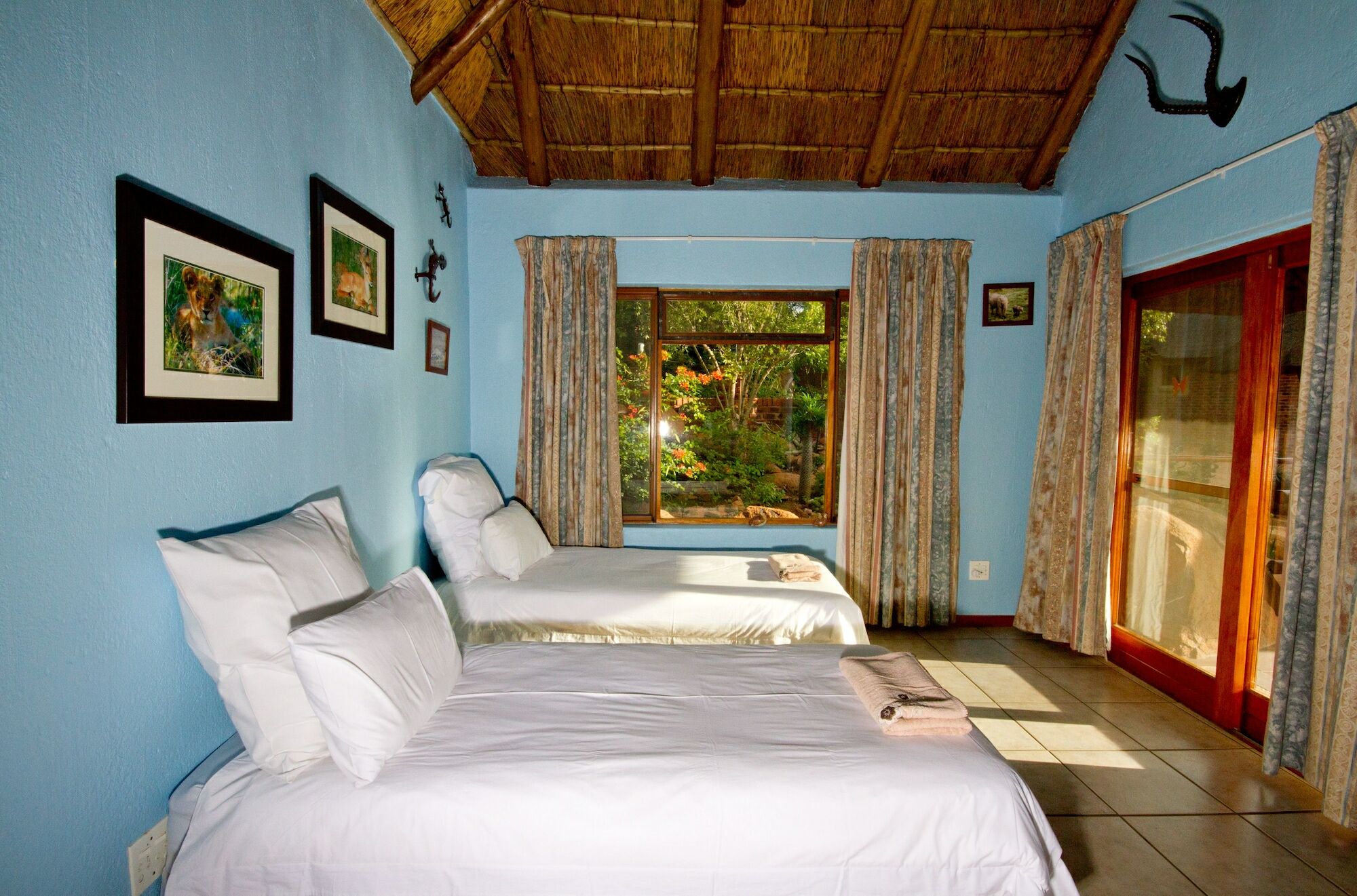 Mabalingwe Uzuri Lodge Bela-Bela Exterior photo